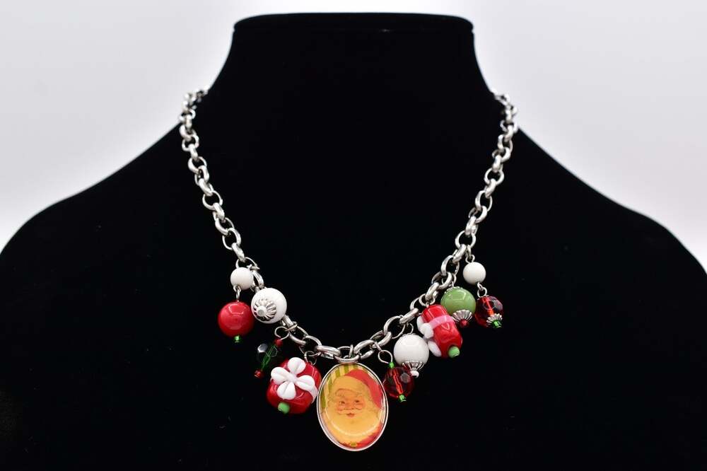 Vintage Christmas Charm Collar Necklace Glass Lucite Santa Holiday 90s BinBN